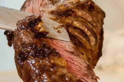 Picanha sobe em dezembro, mas fecha 2025 abaixo da inflação -  (crédito: Platobr Economia)