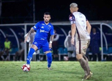 Cruzeiro, do volante Matheus Henrique, venceu o Betim no fim de semana, pelo Estadual, e encerrou a sequência de derrotas na temporada -  (crédito: Gustavo Aleixo/Cruzeiro)