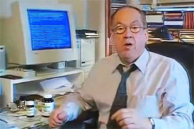 <p>Em 1983, o jornalista Paulo Francis fez críticas a Caetano Veloso em uma crônica no jornal “Folha de S.Paulo”. E elas receberam uma resposta do compositor baiano em forma de canção.</p>
 -  (crédito: Reprodução de vídeo TV Globo)