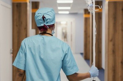 Técnica de enfermagem vai receber R$15 mil de indenização após sofrer estupro em hospital de BH  -  (crédito: Freepik)