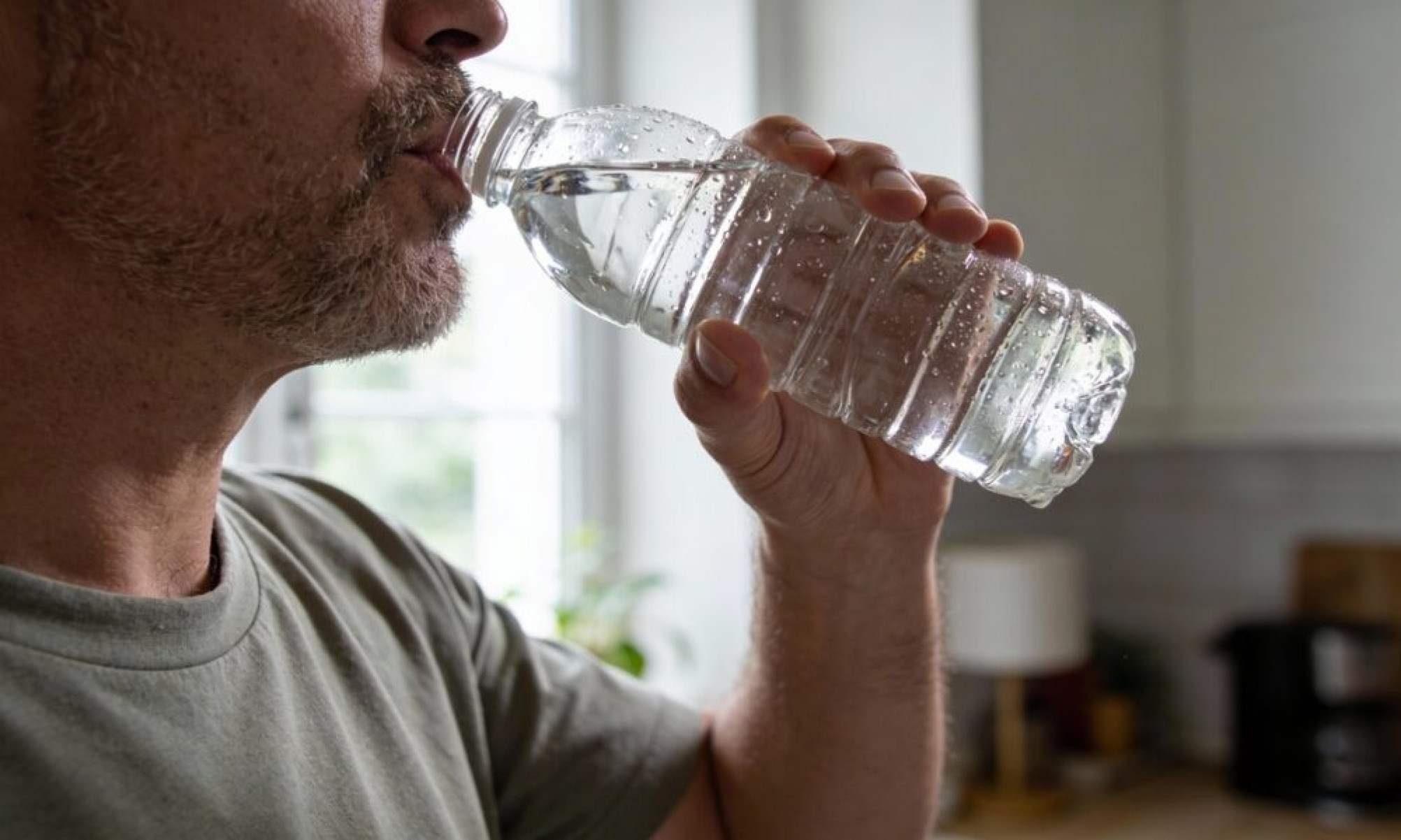 Os principais erros ao beber água que prejudicam a saúde - Tupi