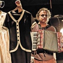 Eduardo Moreira leva peça 'Danação' à Regional Barreiro,com entrada franca - Marco Aurélio Prates/Divulgação