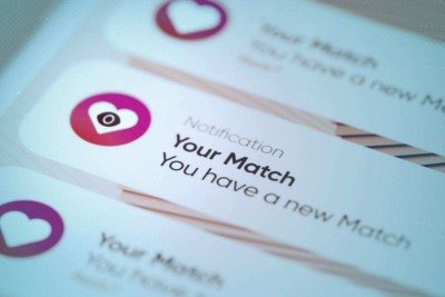 Aplicativo de namoro falso rouba dados e espiona usuários -  (crédito: ESET)