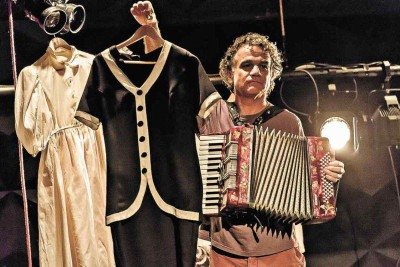 Eduardo Moreira quer levar o teatro para locais distantes do circuito consagrado de arte -  (crédito: Marco Aurélio Prates/Divulgação)