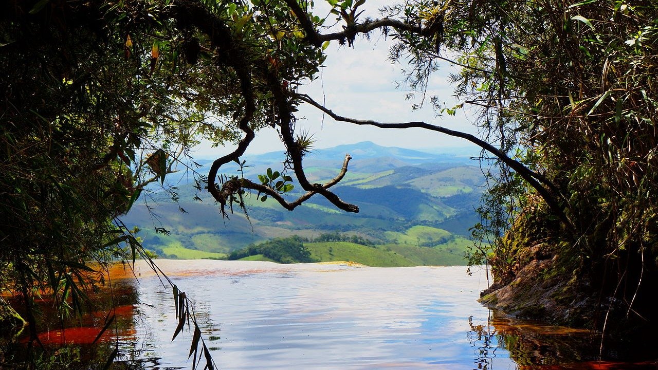 5 destinos em Minas Gerais para fugir da folia de Carnaval - Daniel Baldin Machado/ Wikimedia Commons