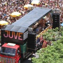 Juventude Bronzeada celebra o axé e a diversidade no Carnaval de BH - Edesio Ferreira / EM / DA. Press