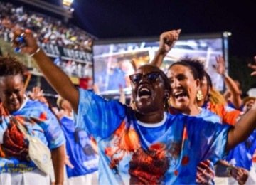 Desfile em homenagem a Lula na Sapucaí terá ministros e deputados -  (crédito: Platobr Politica)