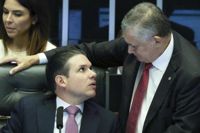 Supersalários no Congresso: as versões conflitantes de Hugo Motta e do PT -  (crédito: Platobr Politica)