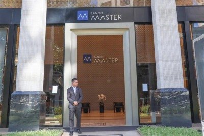 Fachada de agência do Banco Master -  (crédito: Rovena Rosa/Agência Brasil)