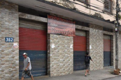 Três mulheres foram atingidas por tiros em padaria de Ribeirão das Neves, Grande BH -  (crédito: Gladyston Rodrigues/E.M./D.A .Press)