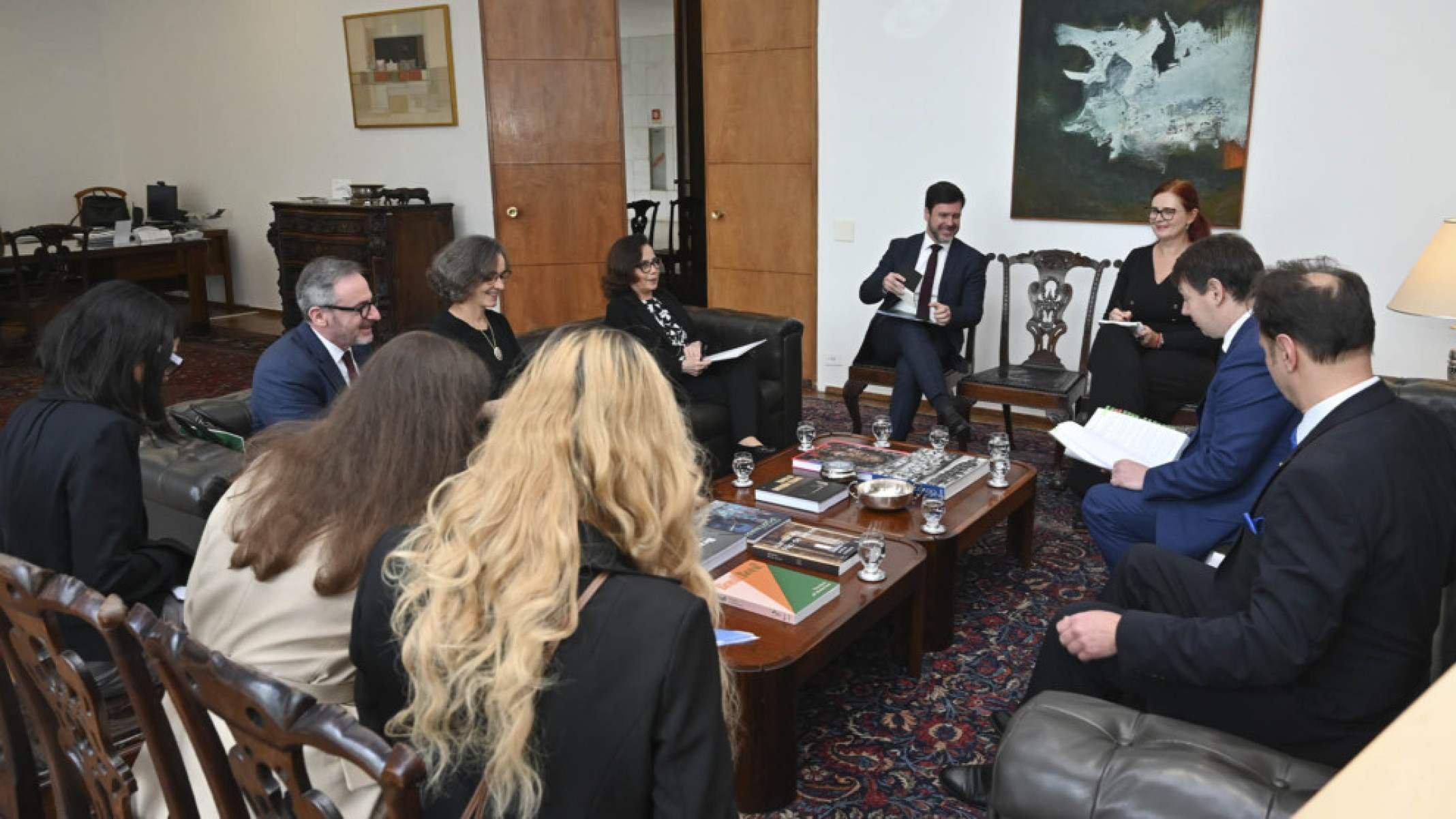 Por que uma extensa comitiva do governo Putin desembarcou em Brasília