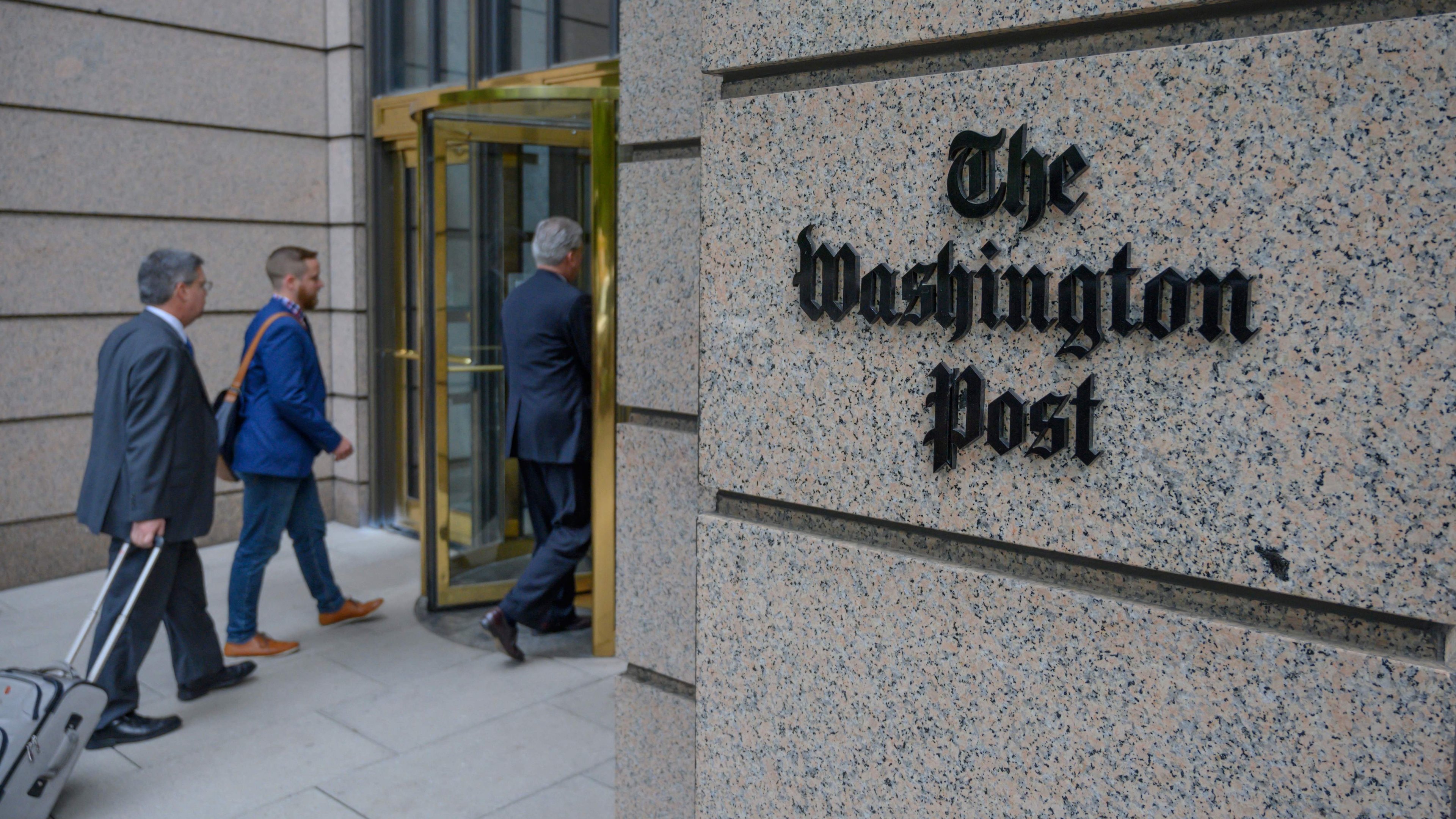 A sede do jornal "The Washington Post", que anunciou o fim da tradicional se&ccedil;&atilde;o "Book World" em meio a cortes de custos. -  (crédito: Eric BARADAT / AFP)