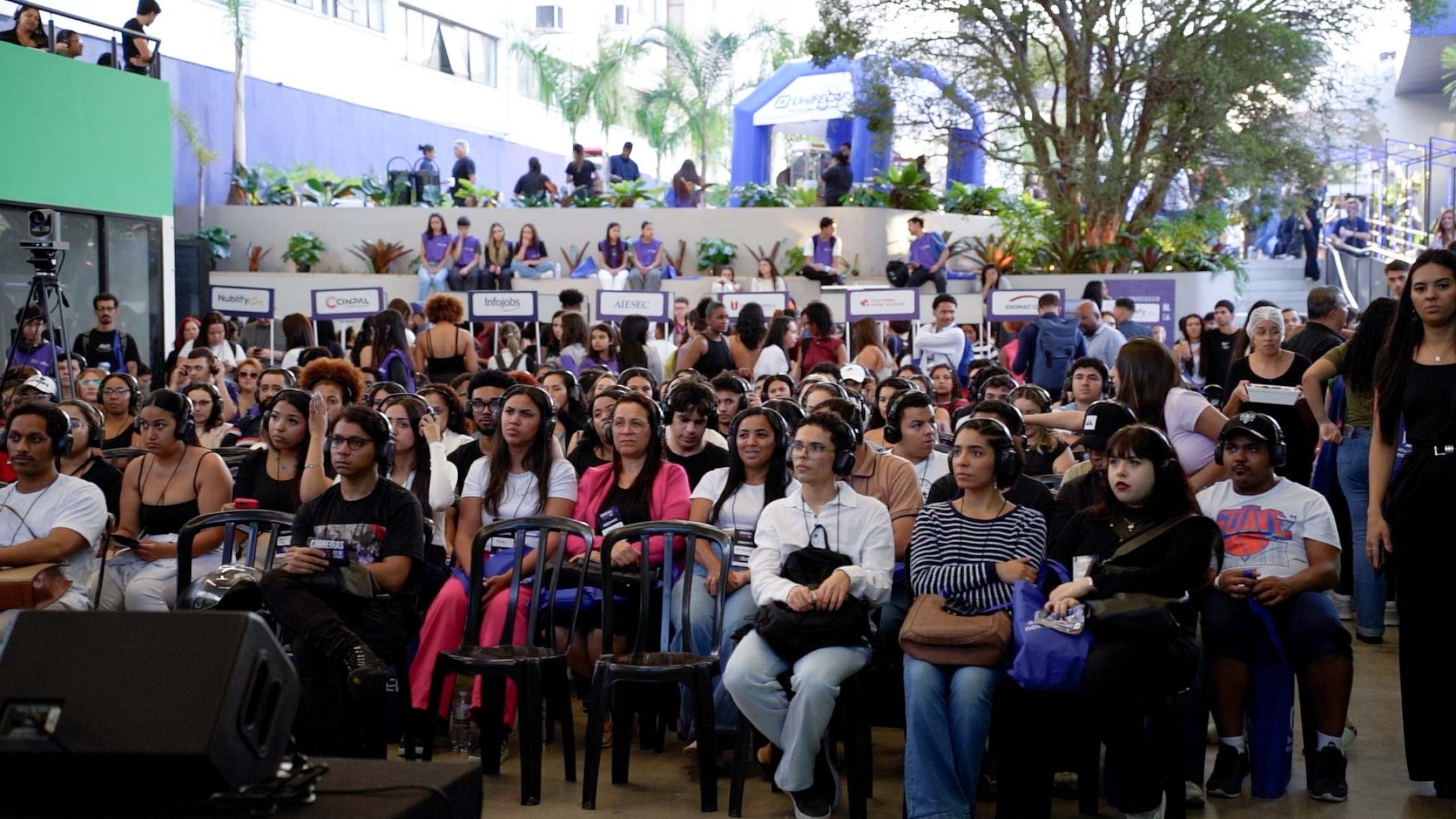 Ensino superior se adapta às novas exigências do mercado - DINO