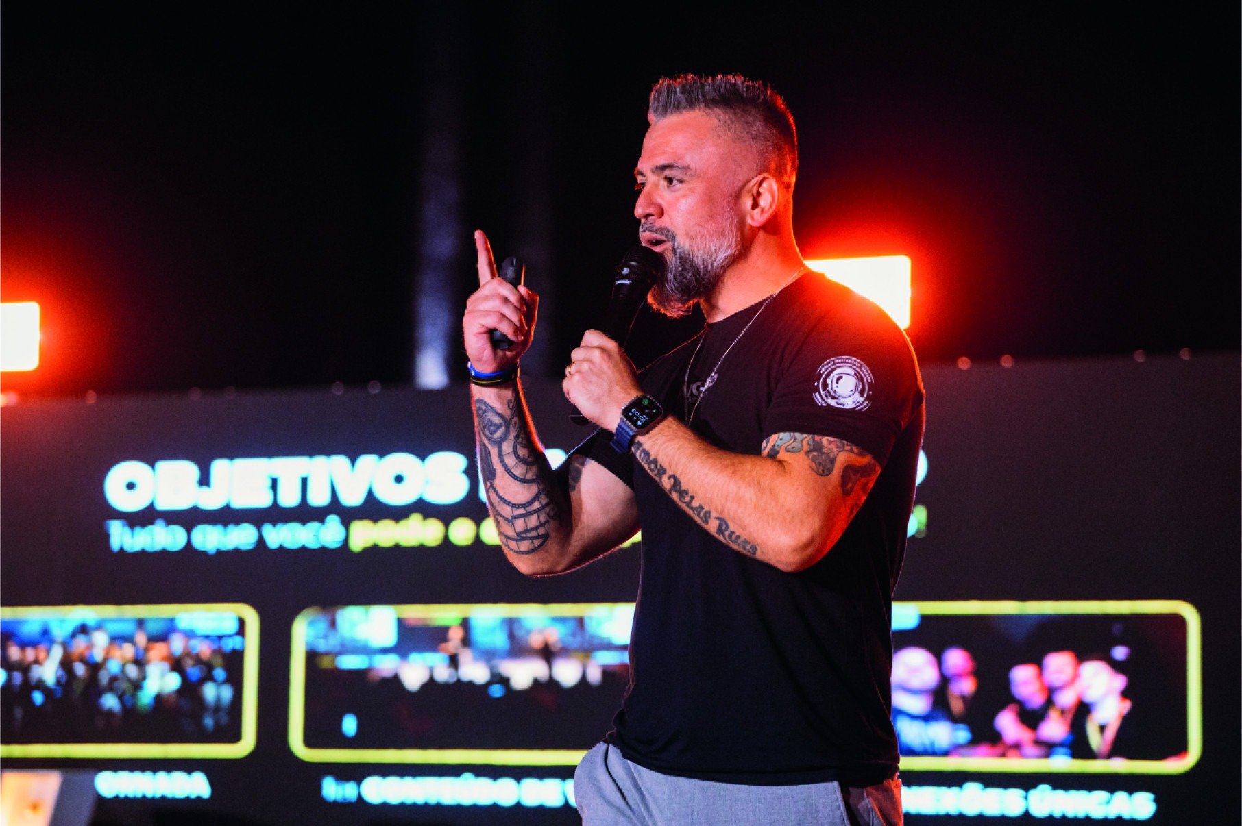 Robson V. Leite desenvolve métodos para agências digitais - DINO