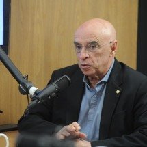 Heringer: 'Zema perdeu a liturgia do cargo; ele come banana com casca' - Alexandre Guzanshe/EM/D.A Press