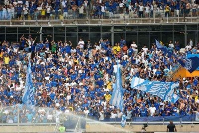 Jovem que saiu de jogo do Cruzeiro foi executado em praça de Contagem (MG), na Grande BH -  (crédito: Ramon Lisboa/EM/D.A Press)