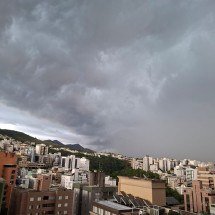 Temporal atinge BH no início da noite deste sábado (7/2) - Vera Schmitz /EM/D.A Press