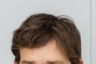 <p><span style='font-weight: 400;'>Ashton Kutcher afirmou que a série “The Beauty: Lindos de Morrer”, produzida por Ryan Murphy e lançada em 21 de janeiro de 2026 no Disney+, o levou a refletir sobre padrões estéticos e a aceitar melhor as próprias imperfeições. </span></p>
 -  (crédito: Wikimedia Commons / © European Union, 2026)