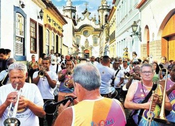 O 'Carnaval Cultural de Outrora', em São João del-Rei, busca a valorização da arte popular e dos espaços públicos   -  (crédito: ASCOM/PREFEITURA DE SÃO JOÃO DEL-REI/DIVULGAÇÃO)