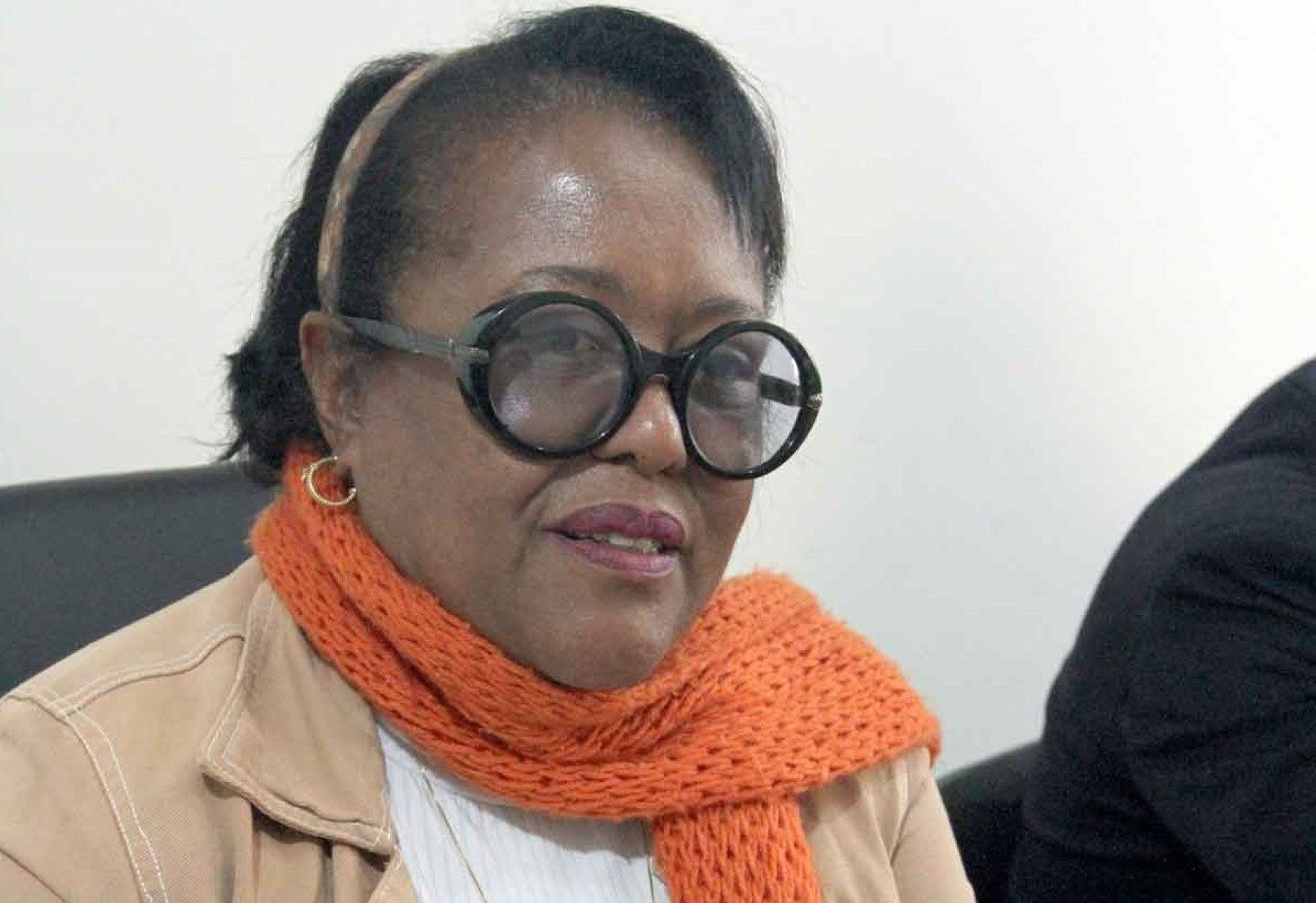 Trinta parentes de Jaqueline Almeida lidaram com o amianto e metade j&aacute; tem doen&ccedil;as ligadas ao mineral