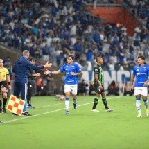 Um sinal de emoção no Campeonato Mineiro - Ramon Lisboa/EM/D.A. Press  