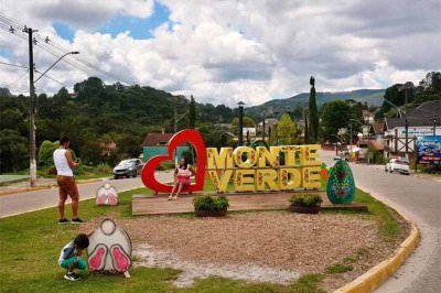 <p>Encravada nas montanhas do sul de Minas Gerais, a 1.550 metros de altitude, Monte Verde construiu ao longo das últimas décadas uma fama singular no turismo brasileiro.</p>
 -  (crédito:  Divulgação)