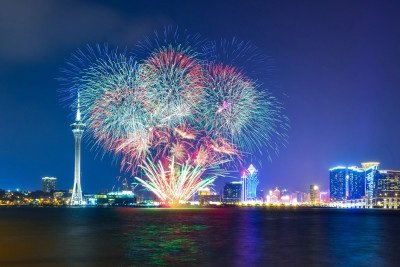 <p>Muito mais do que espaços de apostas, os grandes cassinos do mundo tornaram-se símbolos de luxo, entretenimento e turismo internacional.</p>
 -  (crédito: reprodução/expedia)