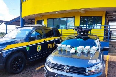 Entorpecentes foram apreendidos pela Polícia Rodoviária Federal  -  (crédito: PRF)