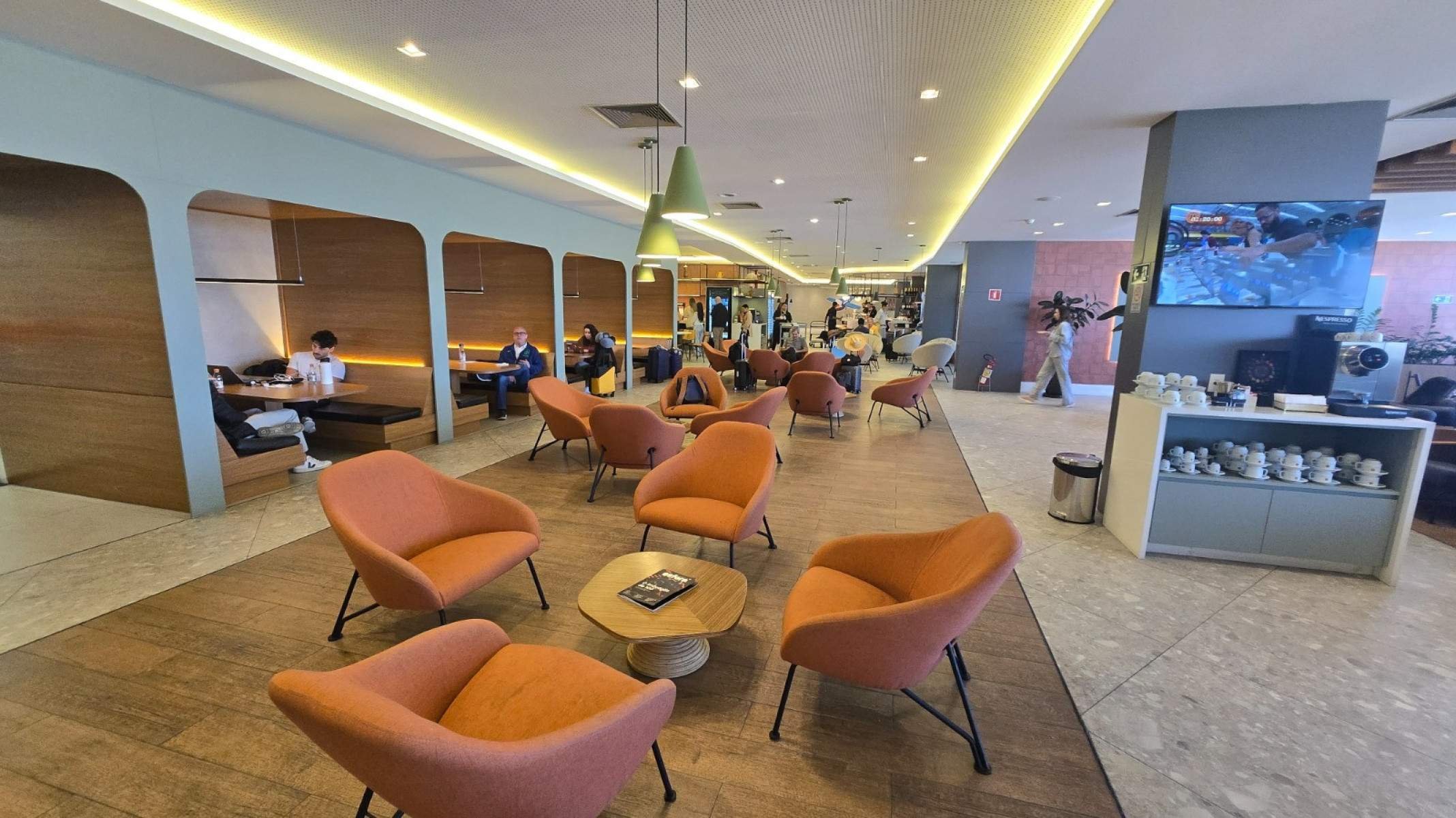 Inaugurada em agosto de 2024, a Advantage Vip Lounge tem chamado a aten&ccedil;&atilde;o dos passageiros no terminal internacional mineiro