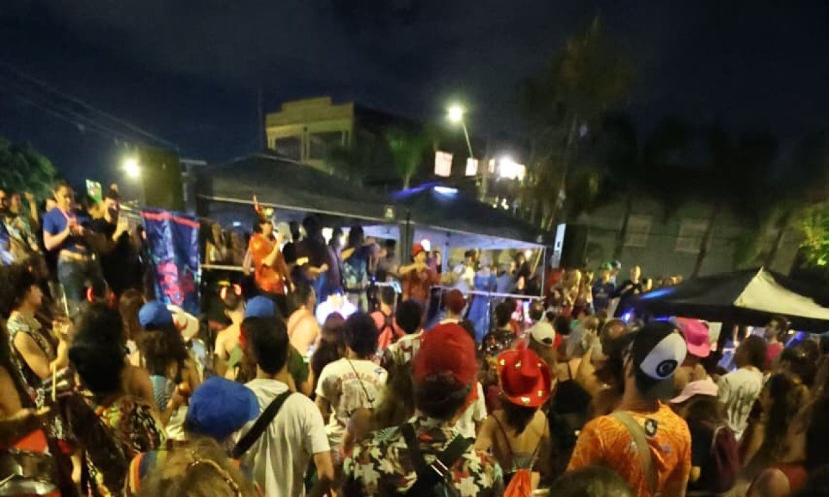 Bloco Sai Pra Lá Capeta integra a programação de pré-carnaval em BH-Marcos Vieira/EM/D.A.Press