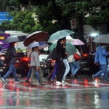 BH: Chove forte em todas as regionais no início de tarde desta terça (10) - Jair Amaral/EM/D.A Press