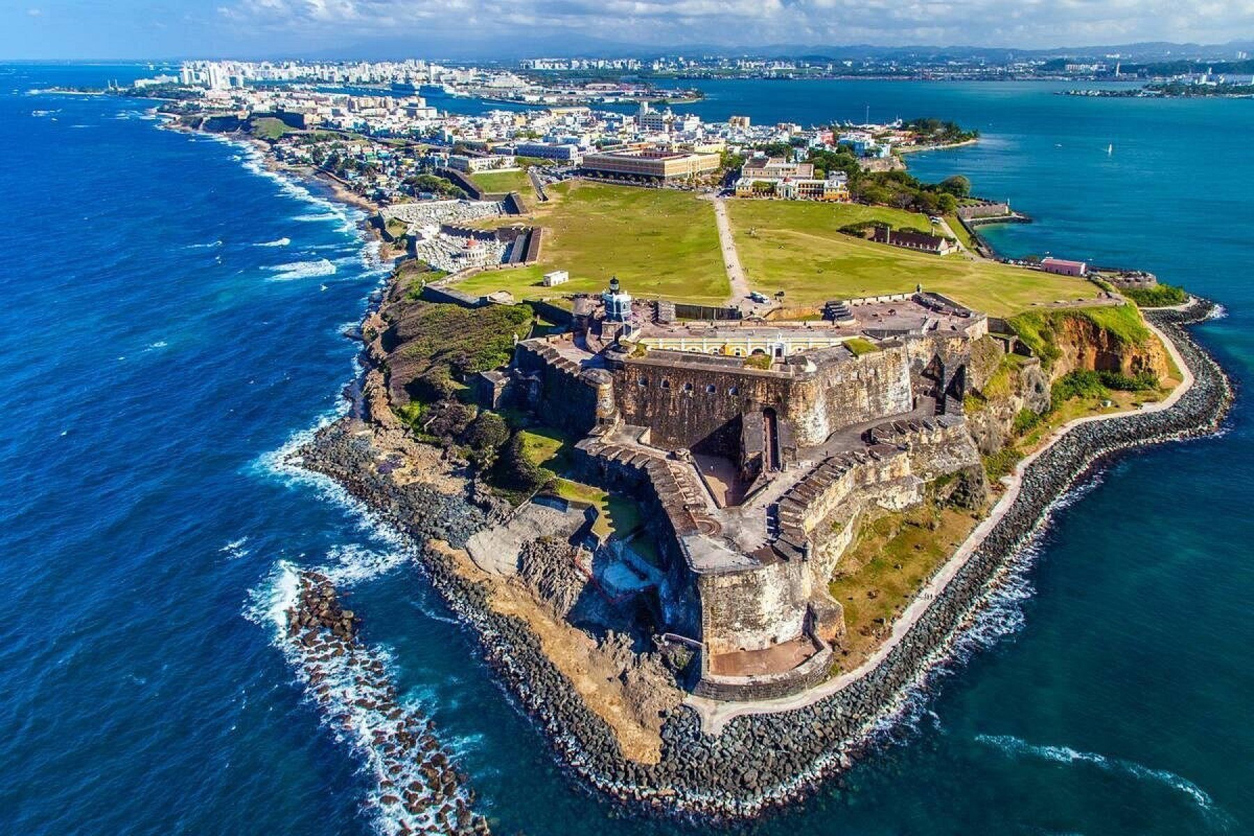 Em San Juan, visite a fortaleza Castillo San Felipe del Morro-Visit USA/divulgação