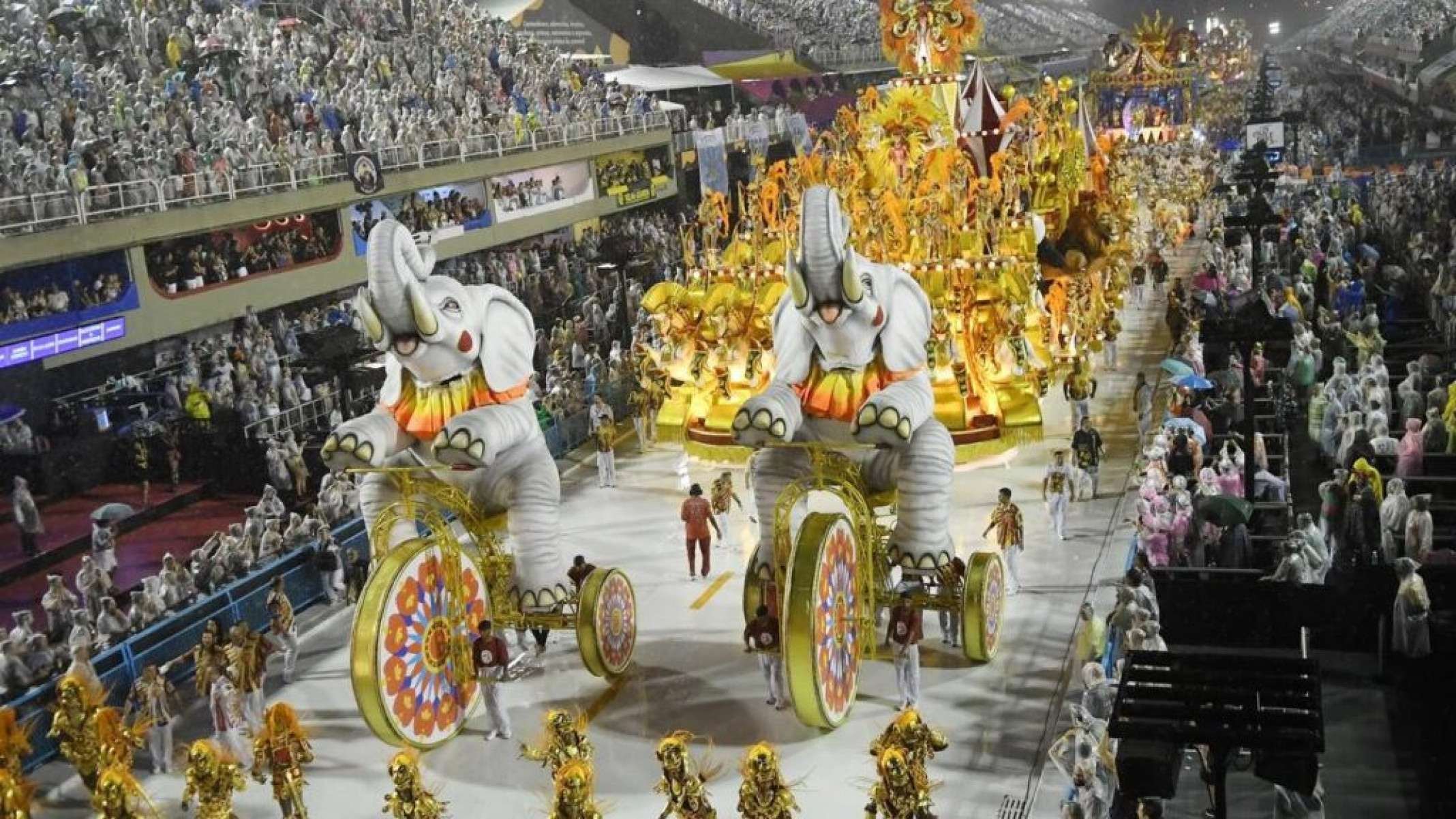 Rio x São Paulo: as principais diferenças nos desfiles das escolas de samba - Portal Giro 10