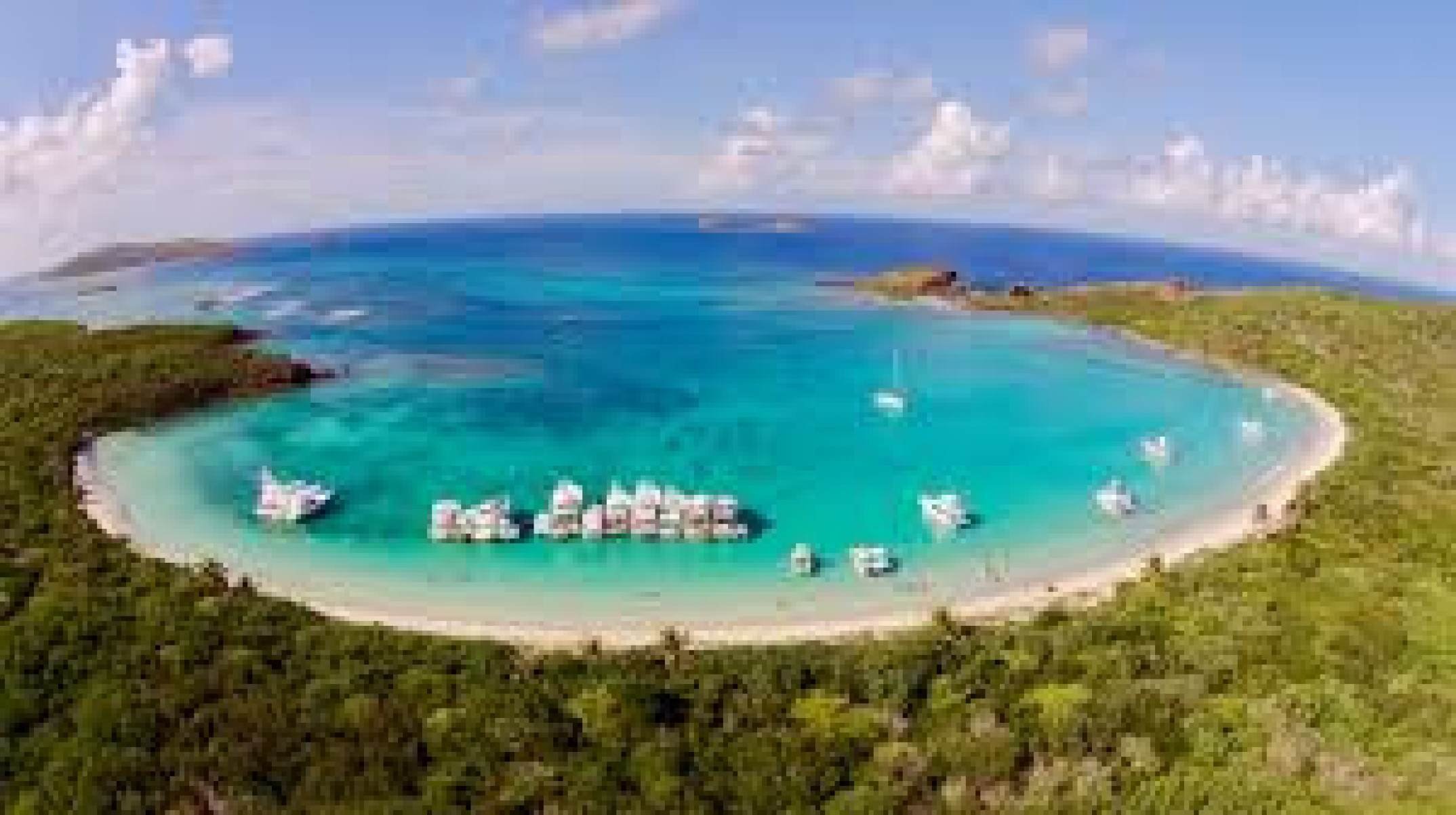Localizada a leste de Porto Rico, a Ilha Culebra é frequentemente descrita como um destino pouco explorado no Caribe-Vist USA/Divulgação