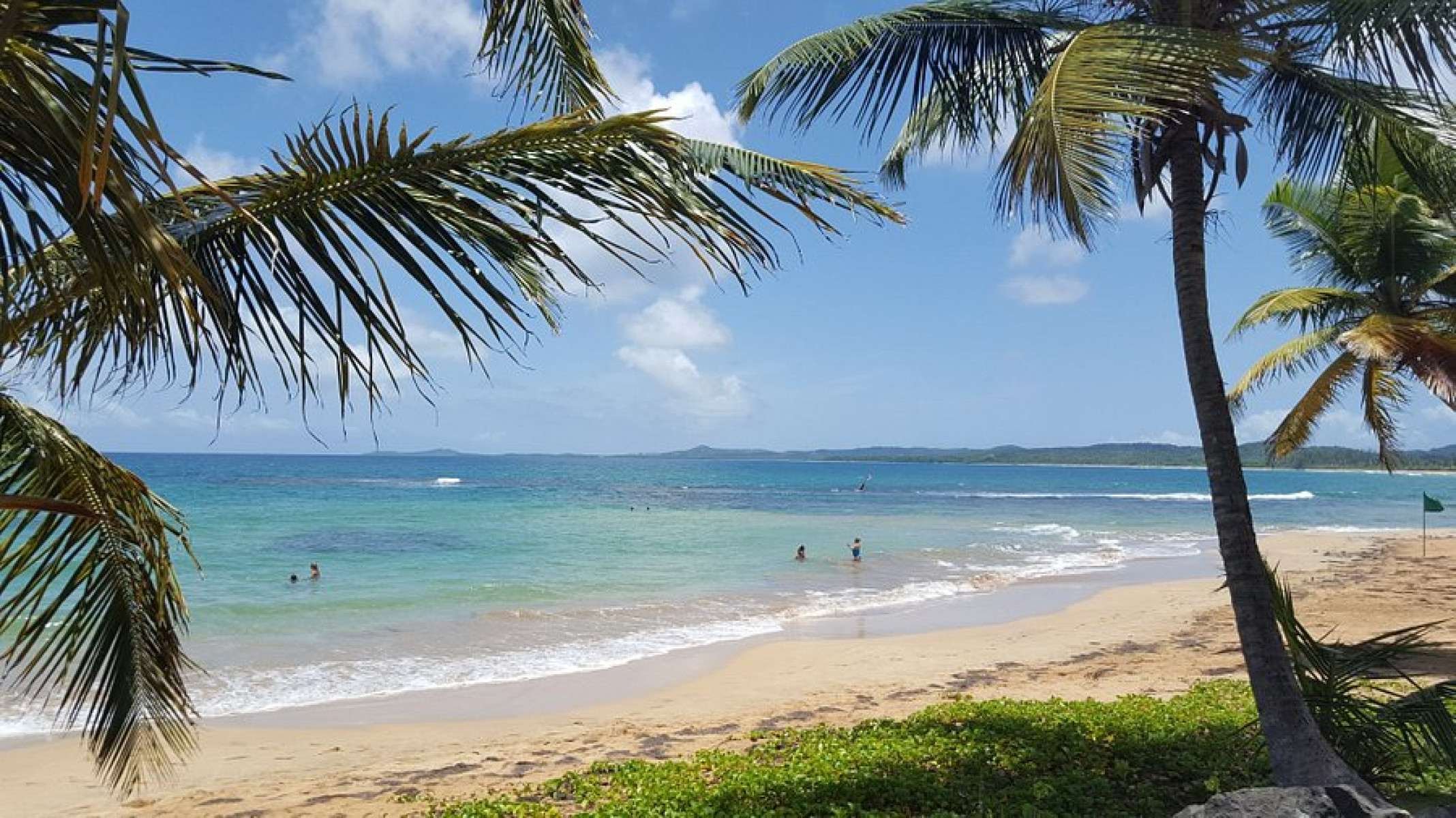 Para quem busca praia calma e local de mergulho, a Luquillo Beach, em Porto Rico, é perfeira-Visit USA/Divulgação