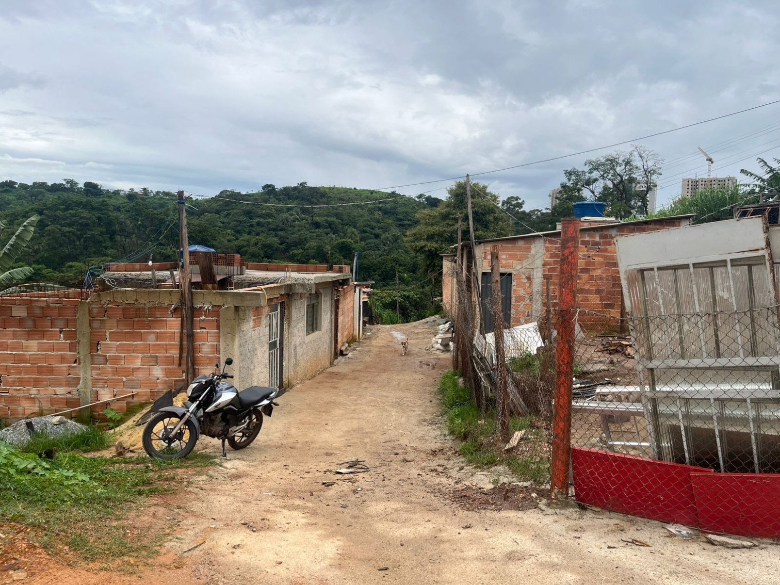 Segundo moradores da Vila Maria, cerca de 200 famílias vivem no local.-Wellington Barbosa/EM/DA Press