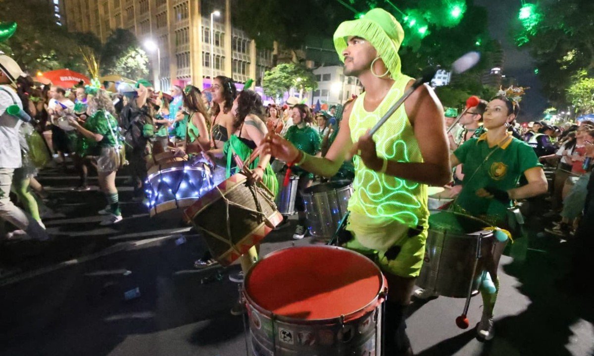O Chama o S&iacute;ndico est&aacute; entre os maiores blocos carnavalescos da capital mineira. No carnaval de 2026, cerca de 600 foli&otilde;es desfilar&atilde;o pelas ruas-Marcos Vieira/EM/D.A.Press