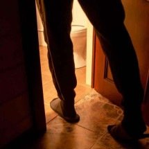 Idas noturnas ao banheiro podem ser sinal precoce de doença do coração