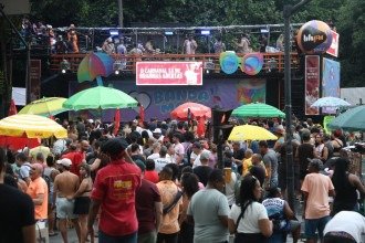 Saiba com quem seu filho pretende ir e o oriente a permanecer sempre junto ao grupo de amigos -  (crédito: Marcos Vieira /EM)