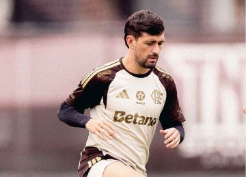 De Arrascaeta teve início difícil, mas depois acumulou títulos no futebol brasileiro -  (crédito: Adriano Fontes/Flamengo)