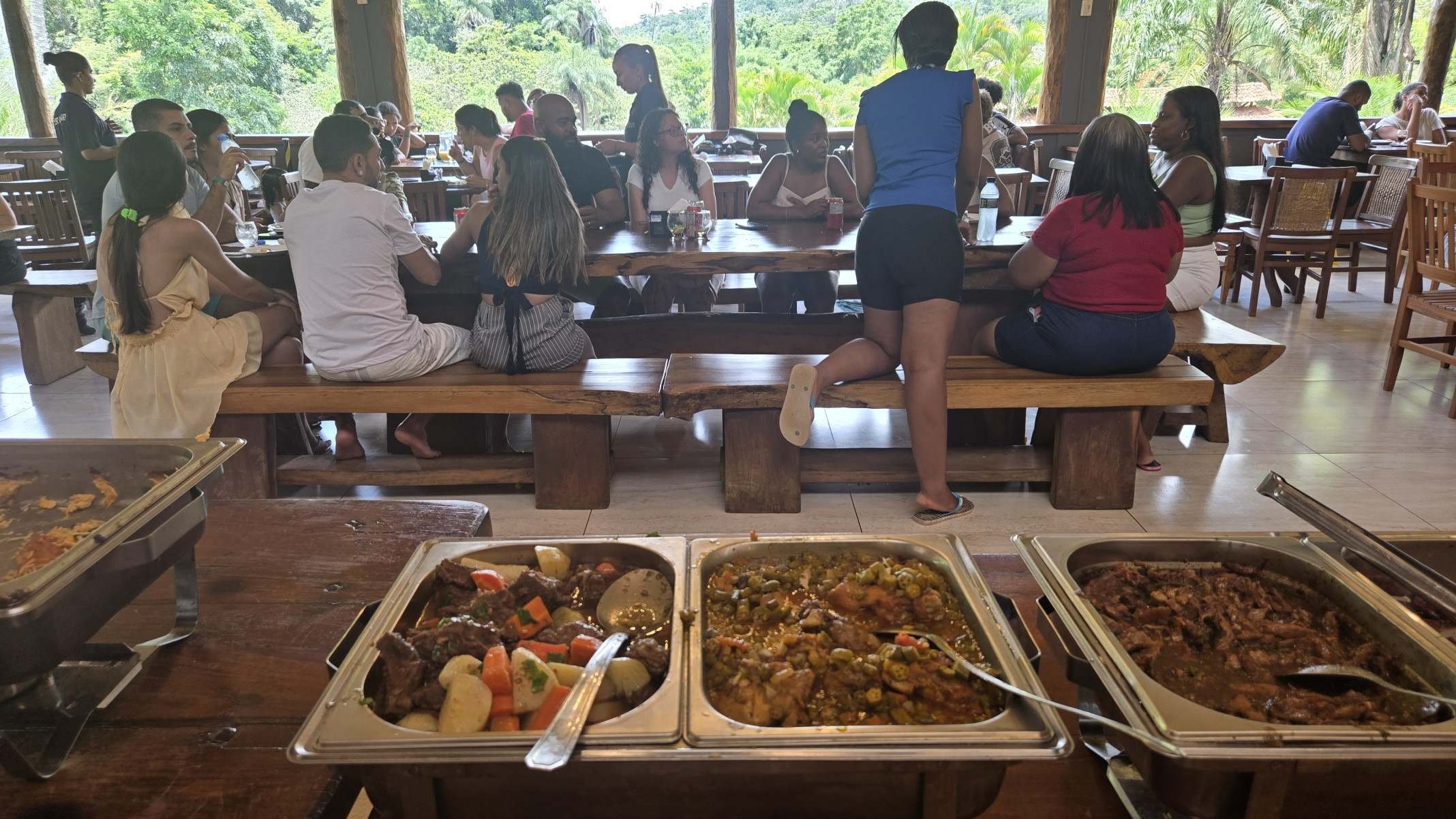 Visitantes podem frequentar o restaurante com o melhor da comida mineira -Carlos Altman/EM