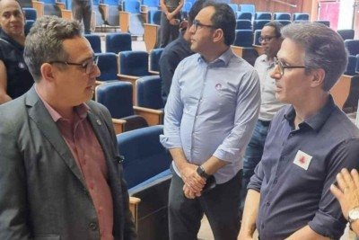 Governador Romeu Zema participou de encontro com lideranças do agronegócio em Montes Claros, onde recebeu homenagem da categoria -  (crédito: Luiz Ribeiro/EM/D.A. Press)