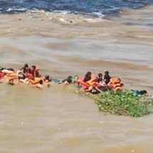 Buscas por desaparecidos após naufrágio em Manaus são retomadas - Reprodução/Redes Sociais