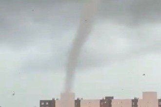 Tornado de curta duração assusta moradores de Pelotas, no Rio Grande do Sul -  (crédito: Redes sociais / reprodução)