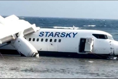 <p>Um avião que transportava 55 pessoas realizou pouso de emergência na Somália após apresentar falha técnica pouco após a decolagem em Mogadíscio. O comandante retornou ao aeroporto, mas, ao aterrissar, não conseguiu manter a aeronave dentro da pista.</p>
 -  (crédito: reprodução de vídeo TV Globo)