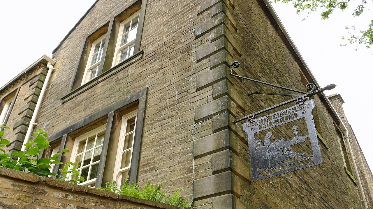 Uma viagem pela Inglaterra de 'O Morro dos Ventos Uivantes' - Robert Linsdell/ Wikimedia Commons