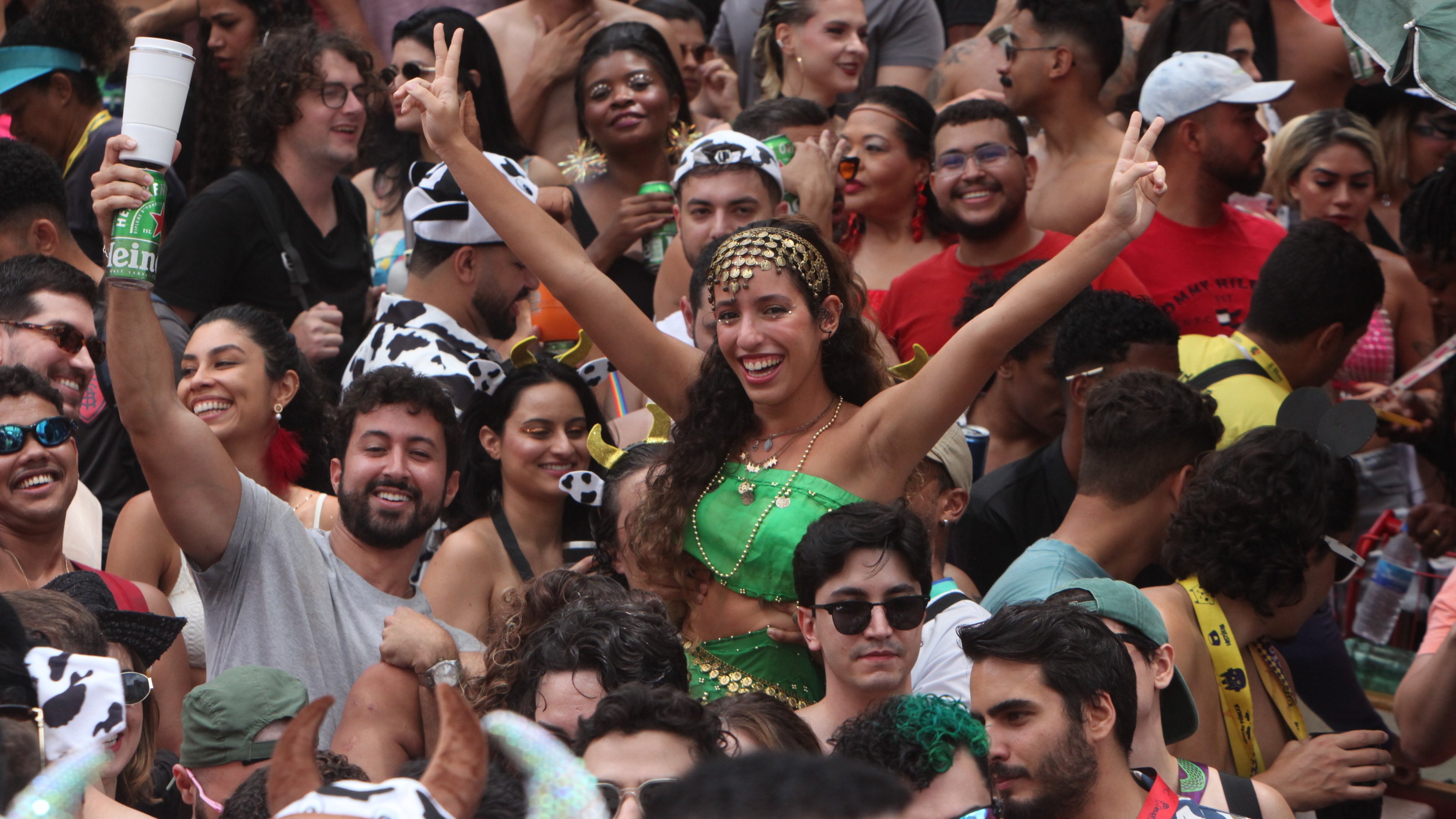 O crescimento do Carnaval de Belo Horizonte atrai multid&otilde;es que celebram com energia e alegria nos blocos de rua da capital mineira. -  (crédito: Edesio Ferreira/EM/D.A Press.)