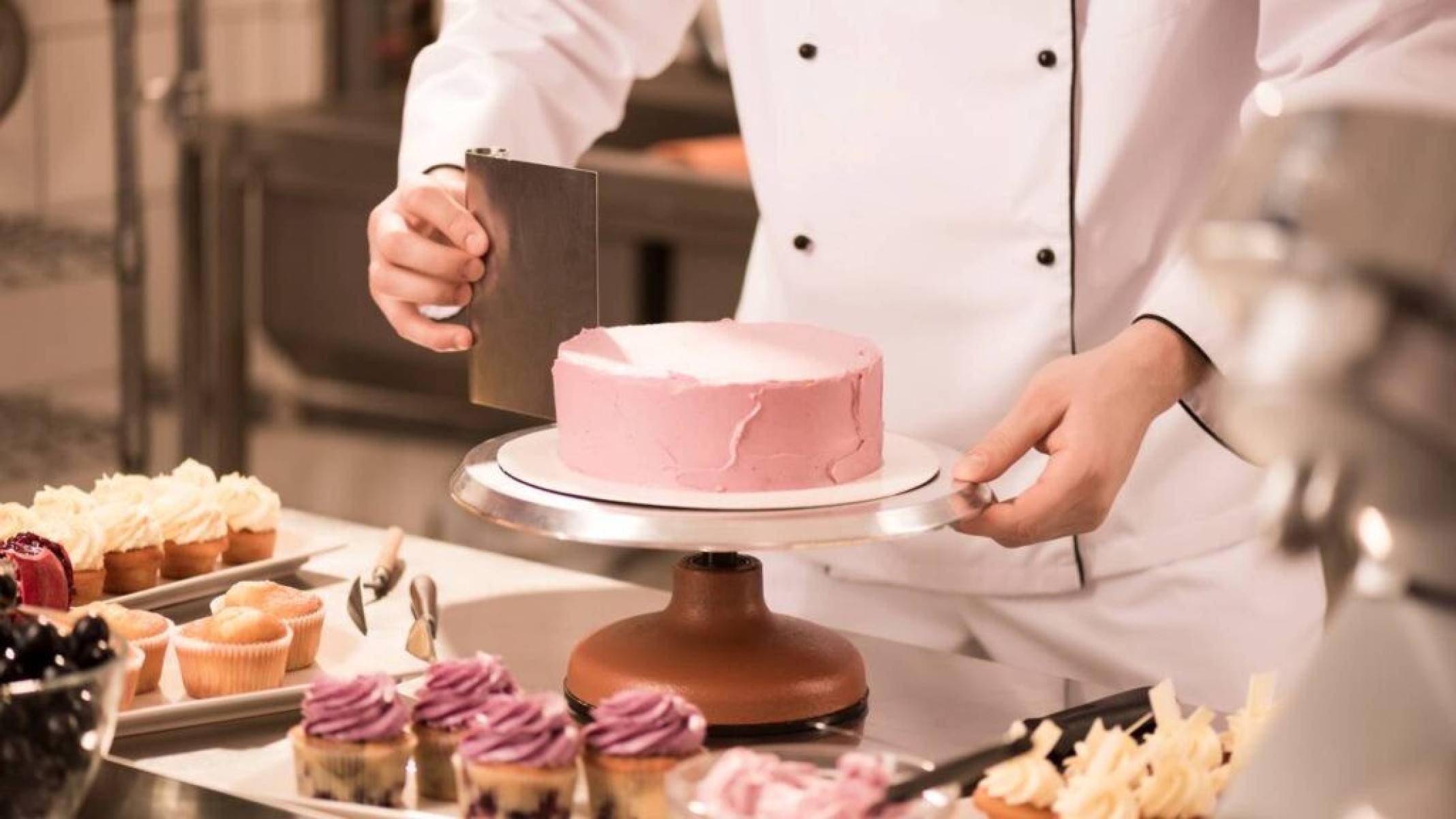 Por que o fermento faz inchar o paõ e o bolo? - Portal Giro 10