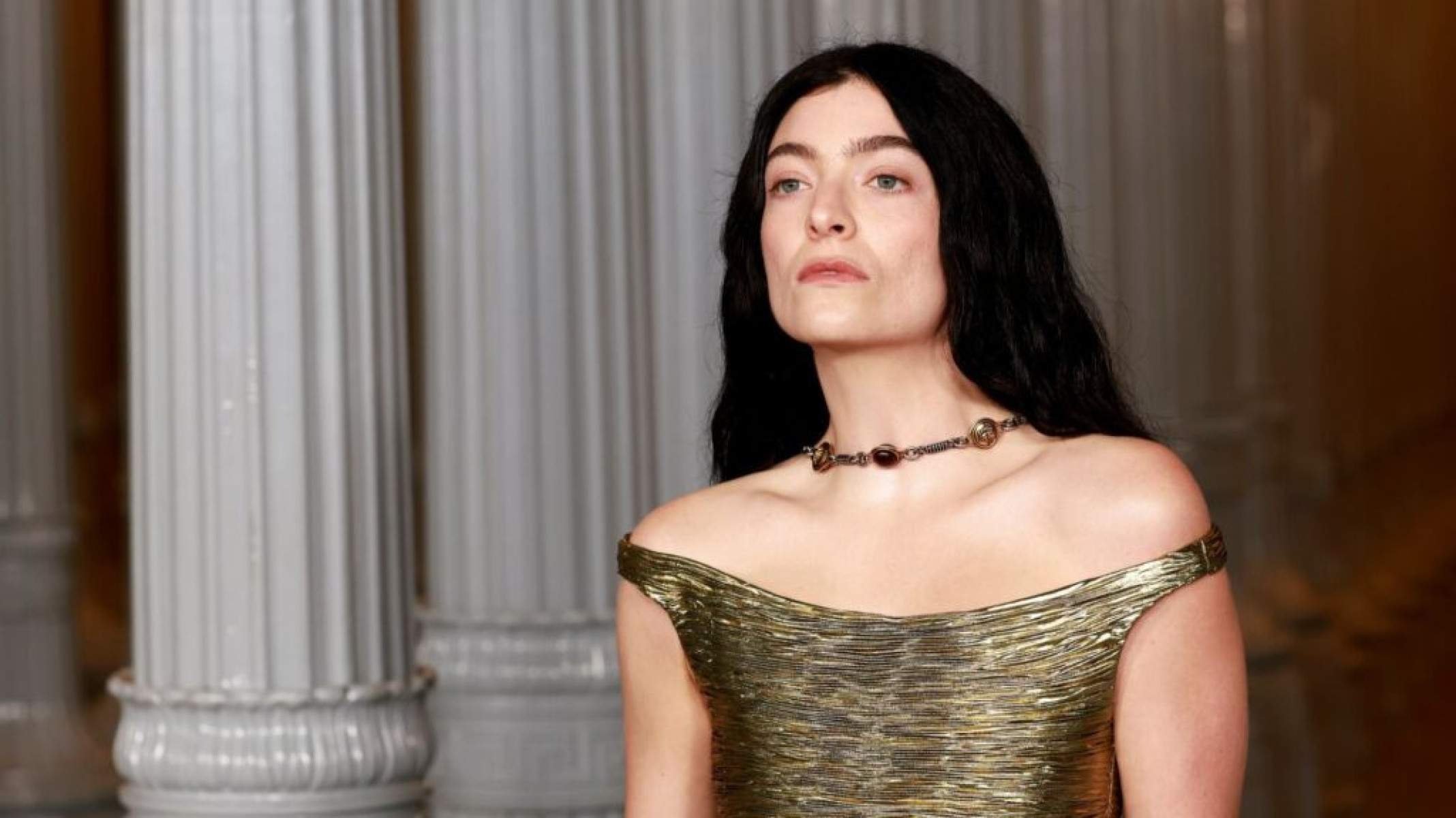 Conheça Lorde, estrela do palco principal do Lollapalooza 2026 - Portal Giro 10