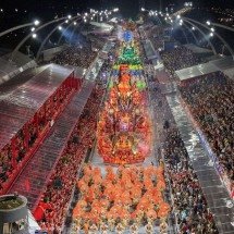 Rosas de Ouro e Dragões da Real abrem desfiles em SP - Prefeitura de São Paulo